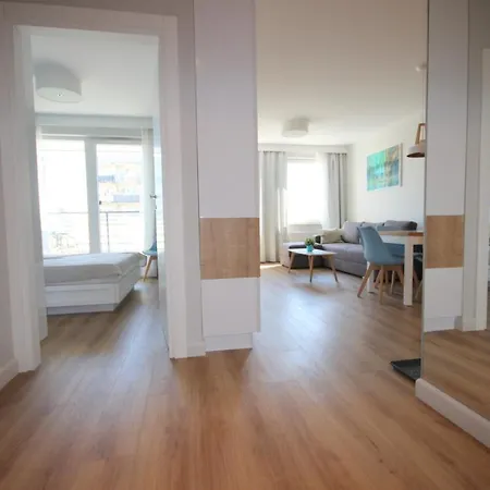 Apartament W Pasie Nadmorskim *